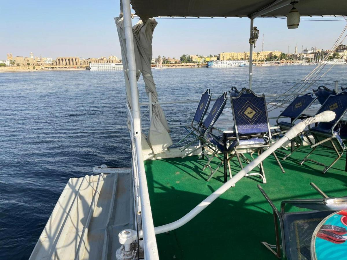 Floating Hotel- Happy Nile Boat Luxor Exterior foto